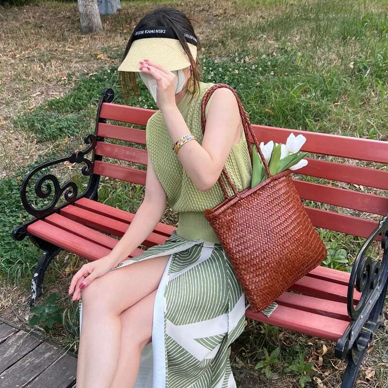 Japanese top layer cowhide hand retro leather woven bucket Single shoulder vegetable basket bag female