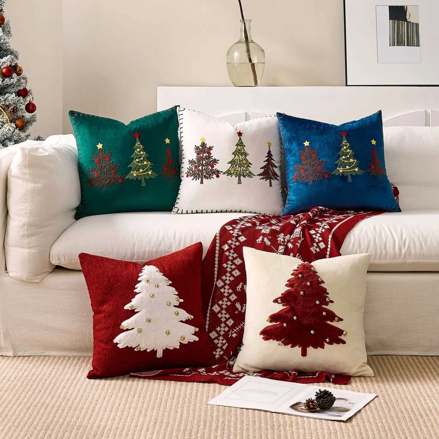 Christmas Tree Embroidered Velvet Cushion Cover 45x45cm Solid Color Pillow Case for Xmas New Year Home Decor Party Gift Y251105