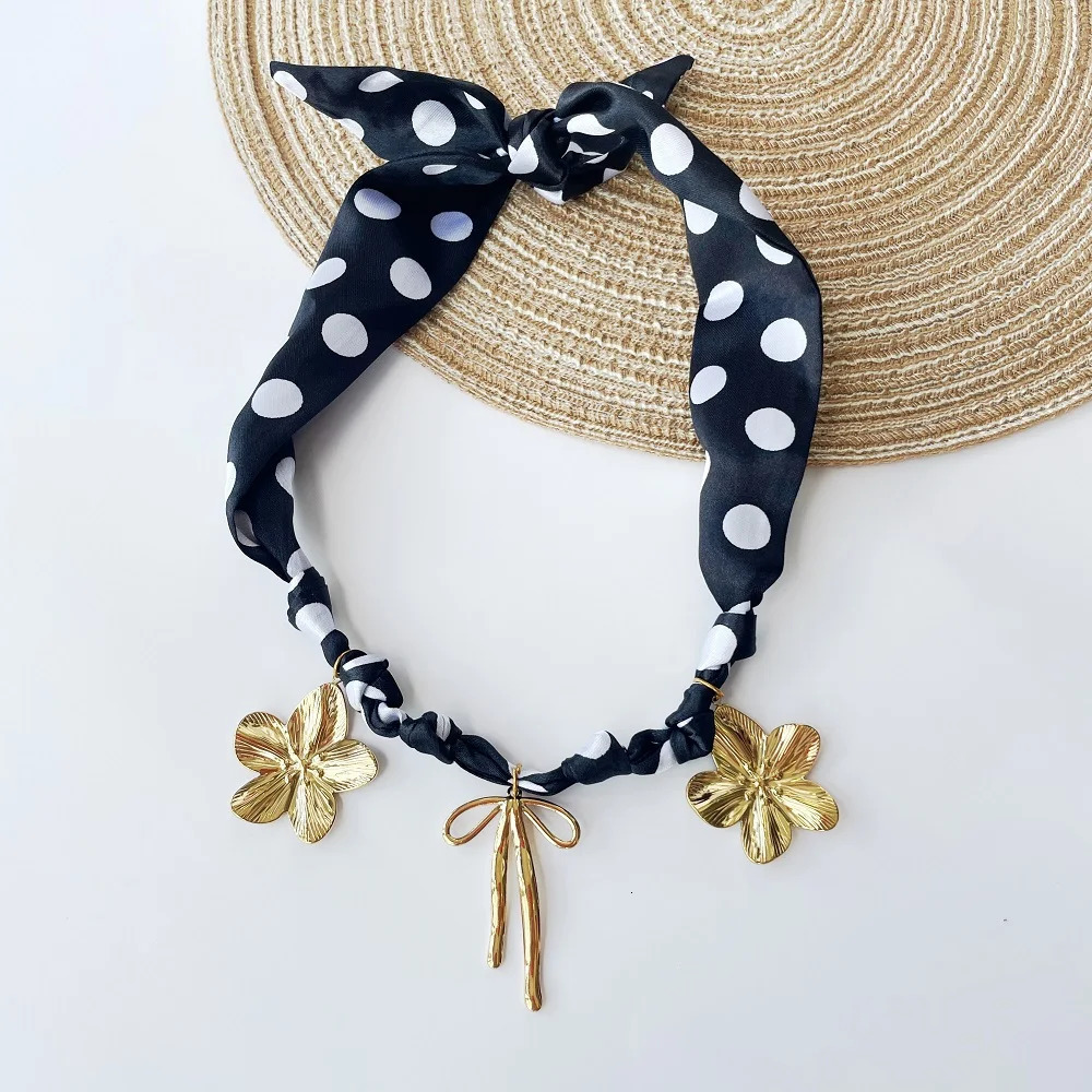 Gold Flower Bow Pendant Choker Elegant Handmade Scarf Necklace for Women Bandana Style 251031