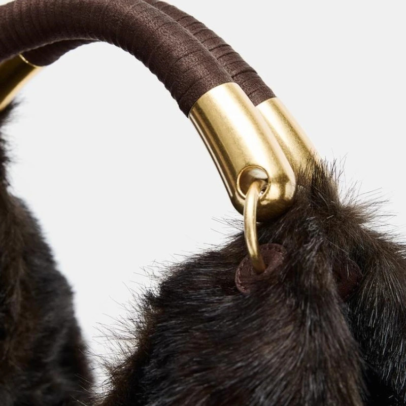 MAXI FAUX FUR BAG Fuzzy Fur Fluffy Large Handbag Womens Fashionable Tote Bag Elegant Ladies Shoulder Bags 251103