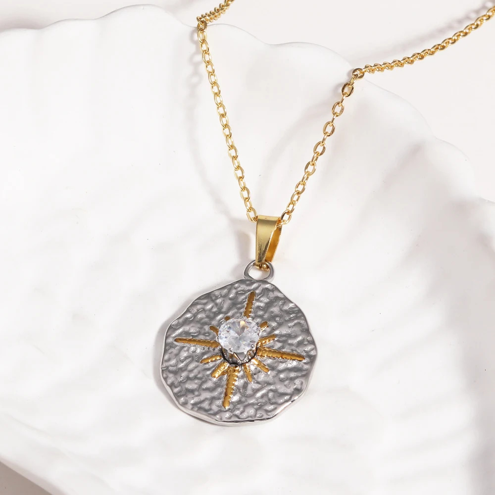 Color Preservation Stainless Steel Flower Pendant Necklace For Women Gold Silver 18K Goldplated Waterproof Jewelry 251031