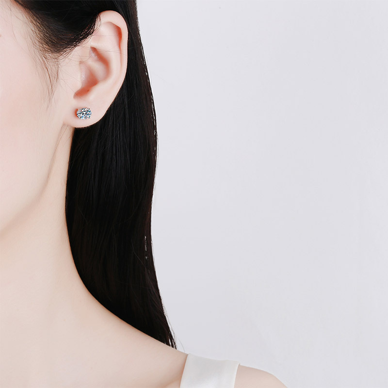 TaiYang S925 Moissanite Vvs1 D Color 0.5ct to 2ct Oval Pigeon Studs Earrings for Women, Luxurious 925 Sterling Silver Wedding Engagement Diamond Earri