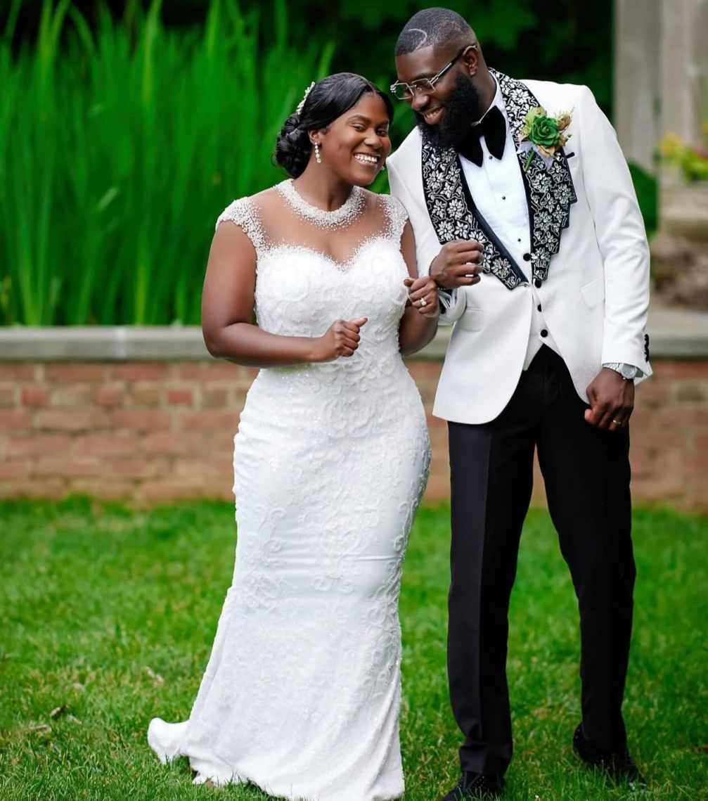 Elegant Wedding Tuxedos Crystal Beaded 2 Piece Set Jacket Pants Men Suit Classic Fit Shawl Lapel Evening Groom Coat Customized