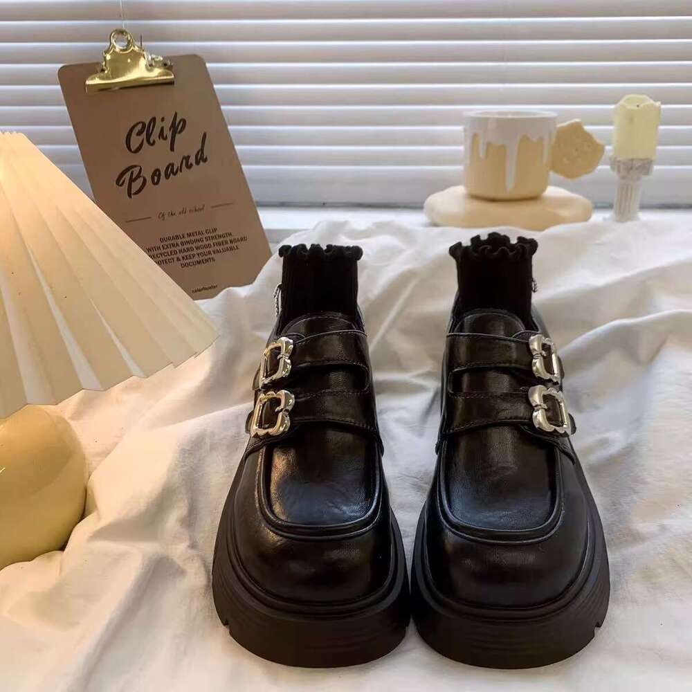 British loafers for women in the spring autumn of 2025, new style with heels and thick soles, fashionable stature, Mary Jane small leather shoes