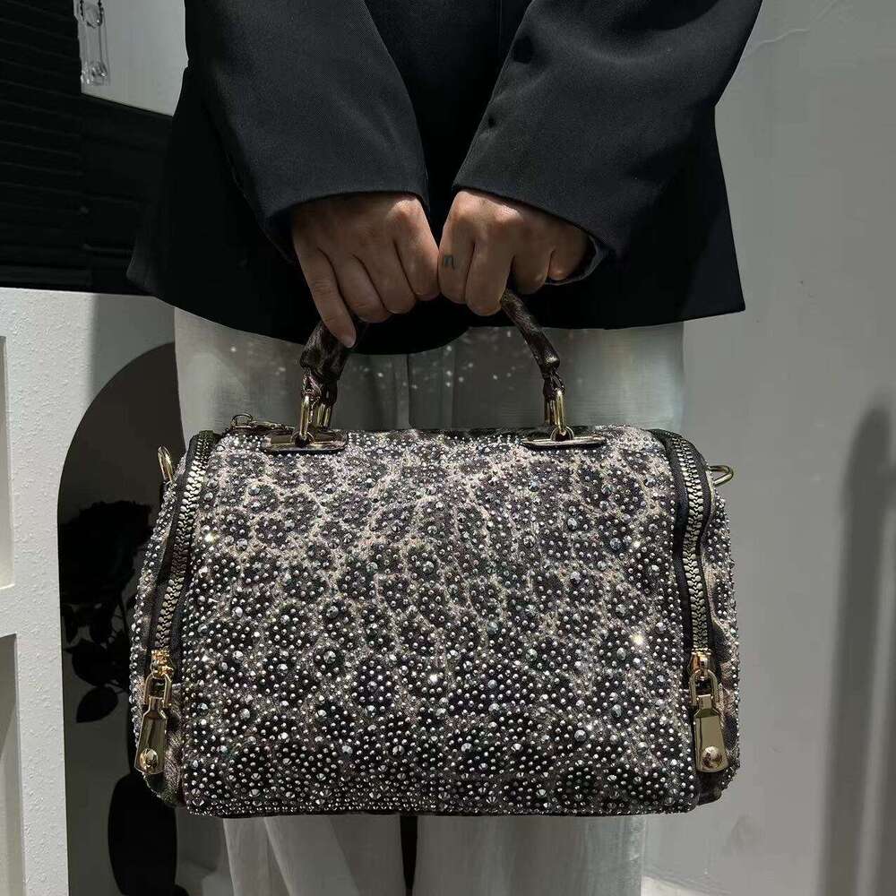 Elegant Embellished Tote Bag For Women Faux Leather Handbag Detachable Shoulder Strap, Zipper Closure, And Polyester Lining Stylish Leopard Print With