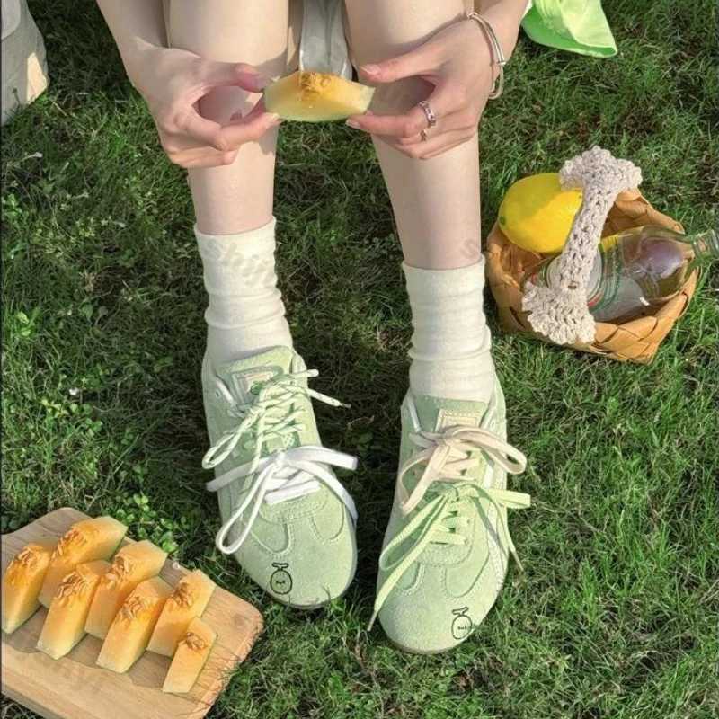 Wens Low Help Shoes Spring Autumn Lightweight Cfortable Soft Sole Casual Board Shoes Fion Lace Up Outdoor Non Slip Flats Y251105