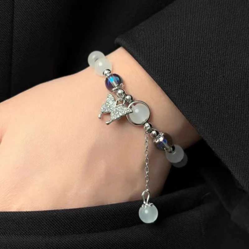 Gentle New Chinese Style Natural Moonstone Beaded Premium Feel Light Luxury Niche Designed Exquisite Butterfly Jewelry C251105