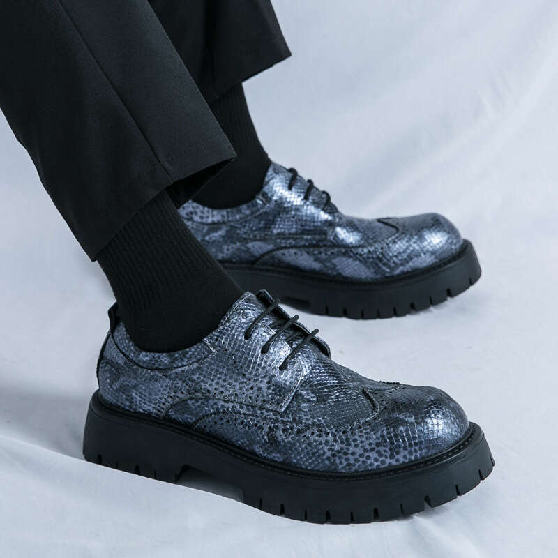 Men's oversized new casual fashionable thick soled British style big toe shoes, trendy Block leather shoes