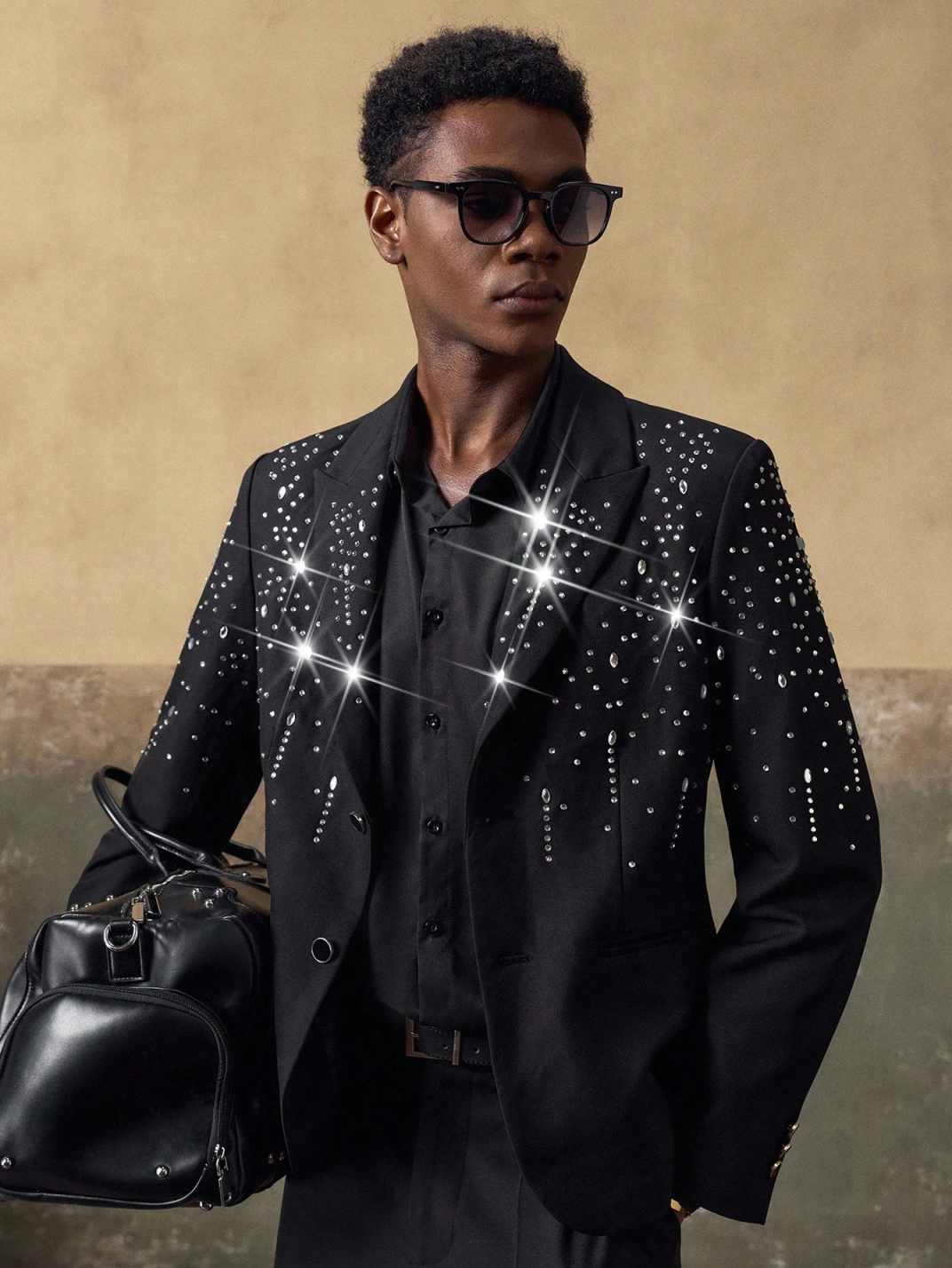 Shining Wedding Groom Tuxedos Slim Fit 2 Pieces Blazer Pants Single Breasted Beaded Rhinestone Special Occasion Party Customized