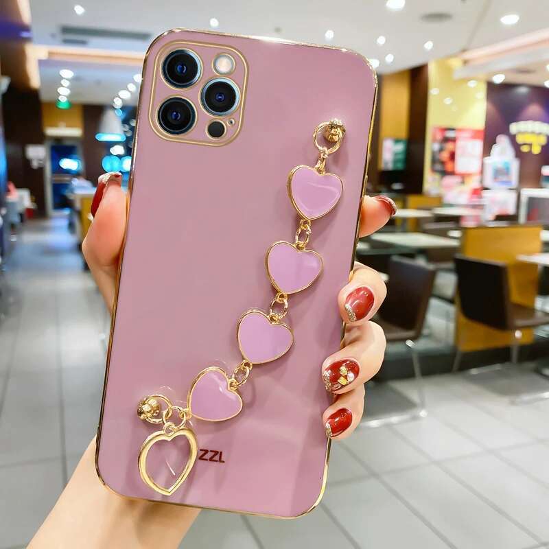 Fashion Plating Love Heart Bracelet Chain For iPhone 15 14 12 11 13 Pro Max X XS 13pro 14pro 7 8 Plus Shockproof Case Cover