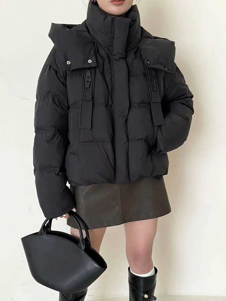 Winter Short Hooded Warm Down Jacket Female Zipper Solid Loose Quilted Jacket Women White Duck Down Thick Fluffy Parker OutwearsT251105