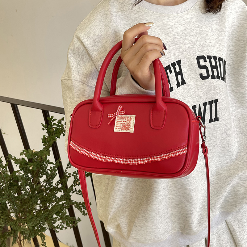 Free shipping hand bowling bag women's new spring fashion shoulder tote