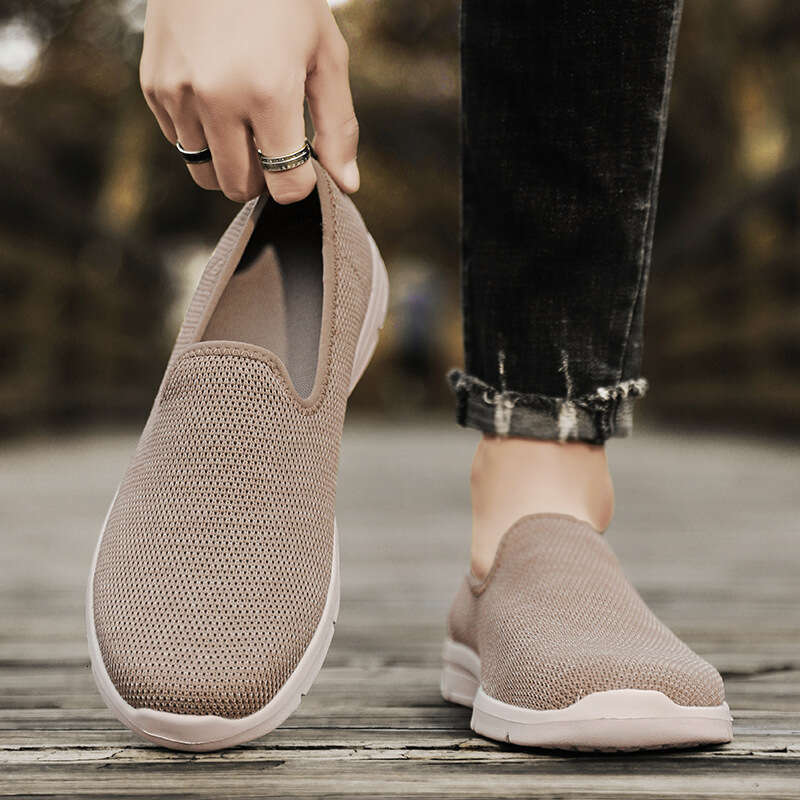 2024 Spring Summer New Lightweight Sleeve Casual Men's and Women's Large Size Flyknit One Step Lazy Walking Shoes