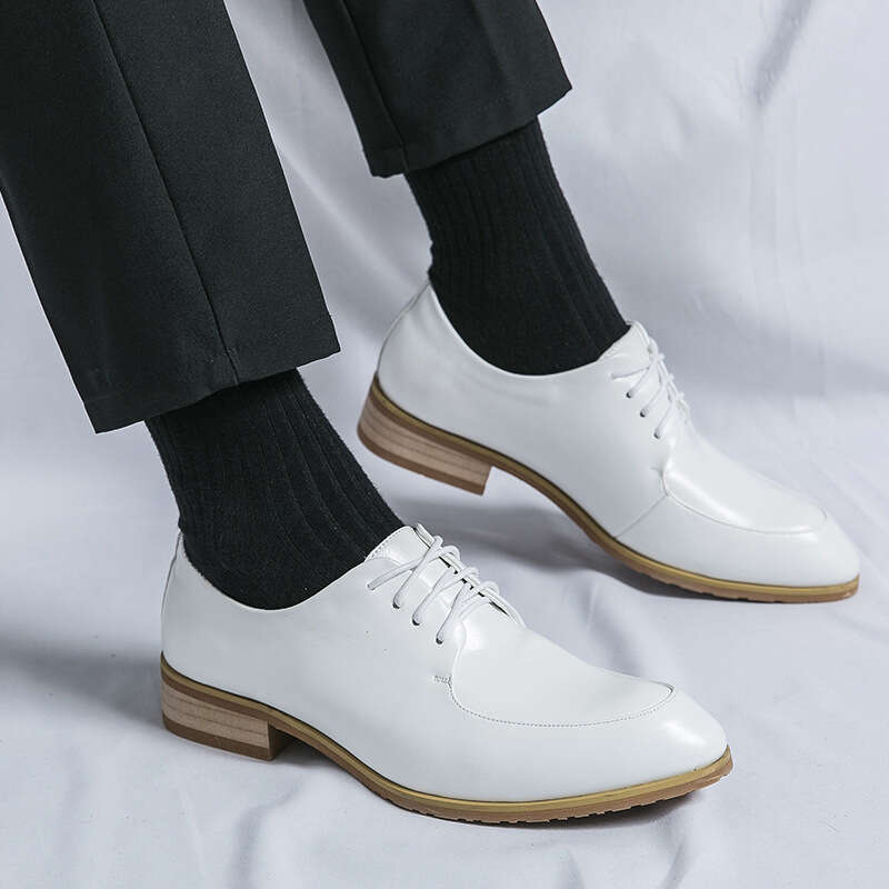 Large men's white sizes 38-46, pointed hairstylist leather single shoes, British business low top shoes