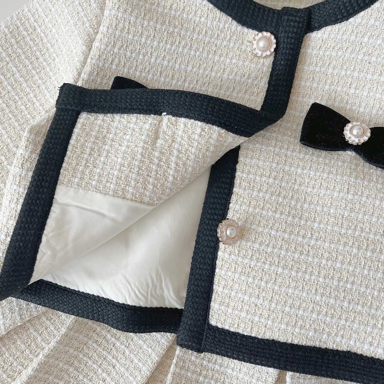 Girl Boutique Tweed Outfit Luxury Designer Kids Clothes Fall 2026 Toddler Two Piece Skirt Jacket Set Children Suit Baby Clothing Y251105