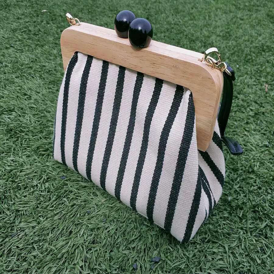 Retro Striped Wooden Clip Shell For Women Messenger Bag Canvas Bead Shoulder Crossbody Bags Ladies Clutch Purse Bolsa Mujer