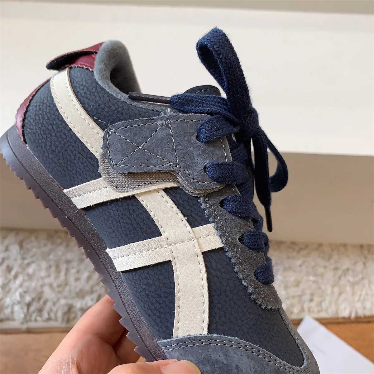 Color matching trendy winter classmate childrens moral training shoes velvet childrens baby shoesT251105