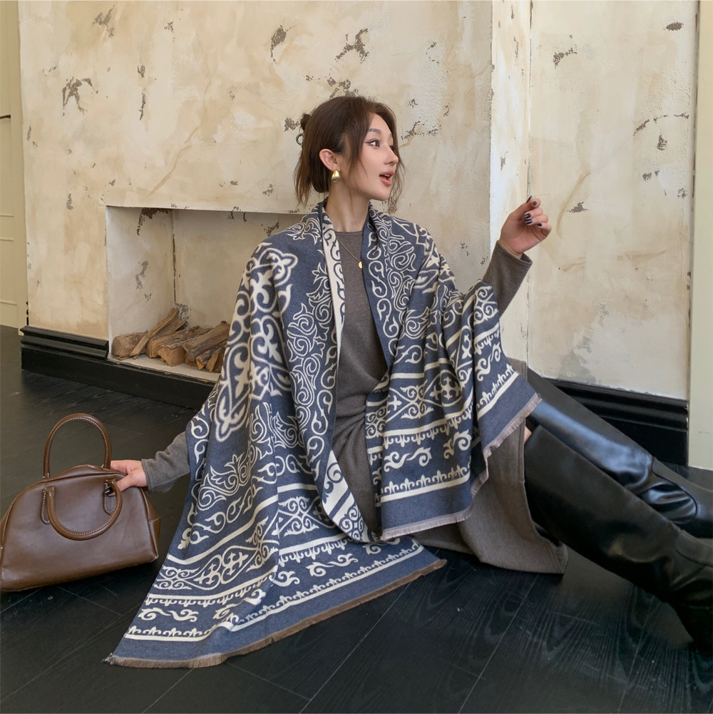 Retro Style Patterned Womens Scarf Autumn And Winter Warm Tassel Shawl Scarf Multi Color Optional Imitation Cashmere Scarf