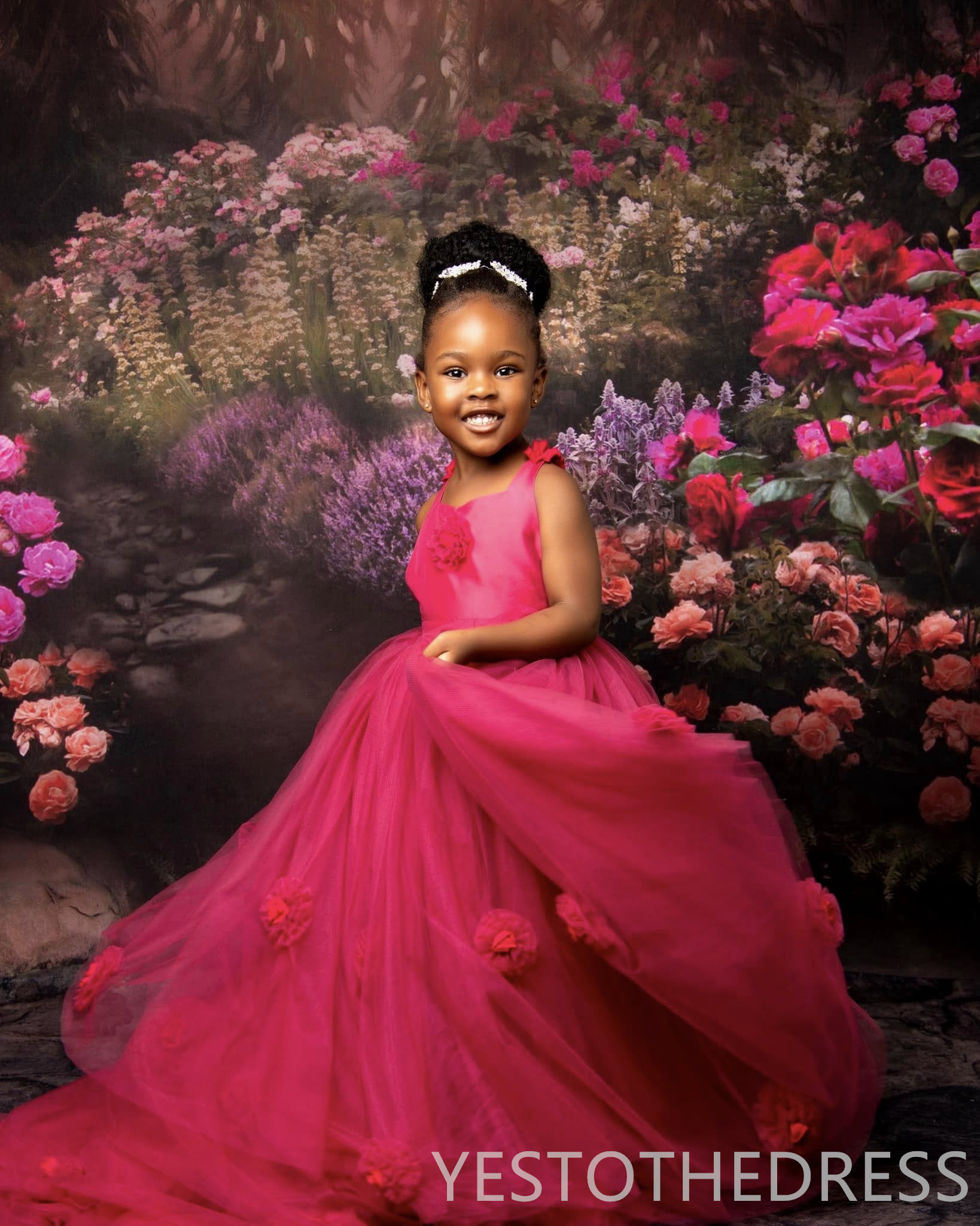 2026 Hot Pink Flower Girl Dresses Children Birthday Dress Illusion Spaghetti Straps Beaded Sequined Lace Appliqued Flora Tiered Tulle Ball Gown For Ma