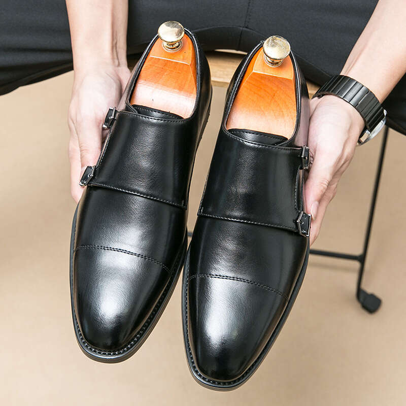 Men's in plus size, new casual fashionable men's business dress shoes, trendy banquet and wedding leather shoes