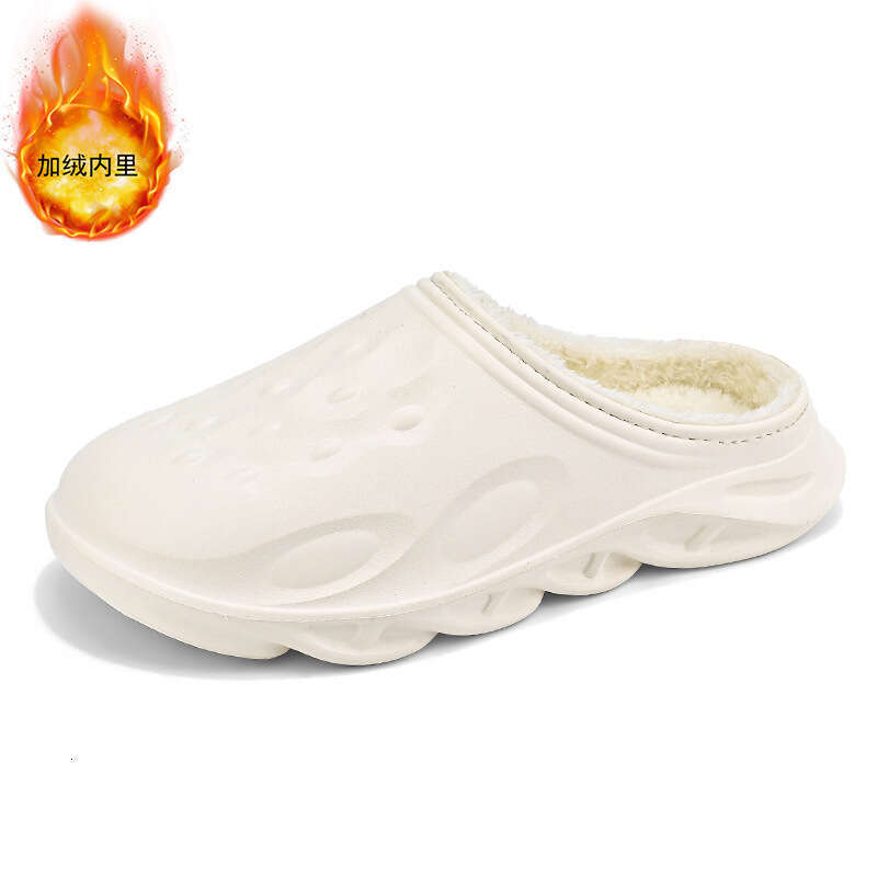 Large size slippers men in winter 2023, suitable indoor living, anti slip, waterproof, warm and thick bottom, made of plush cotton for home use