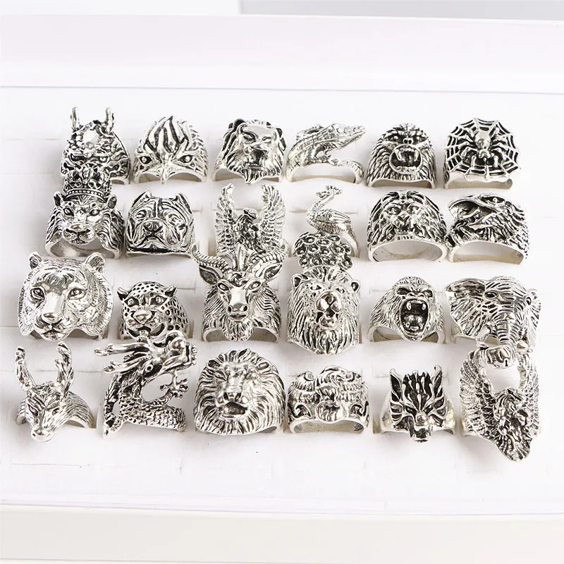 Pack of 20pcs Lot Mens Vintage Animal Silver Plated Metal Jewelry Rings For Women Mix Snake lion tiger Dog Wolf Etc Style 251031
