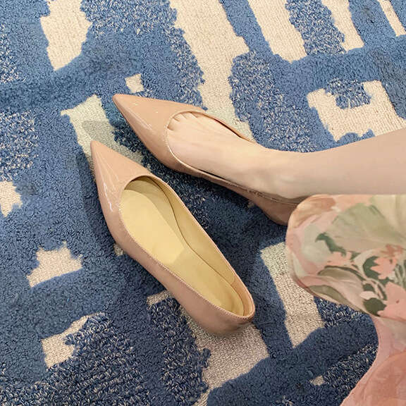 Sheepskin version~Genuine leather French style raised pointed single shoe for women 2024 new shallow mouth versatile commuting flat shoes