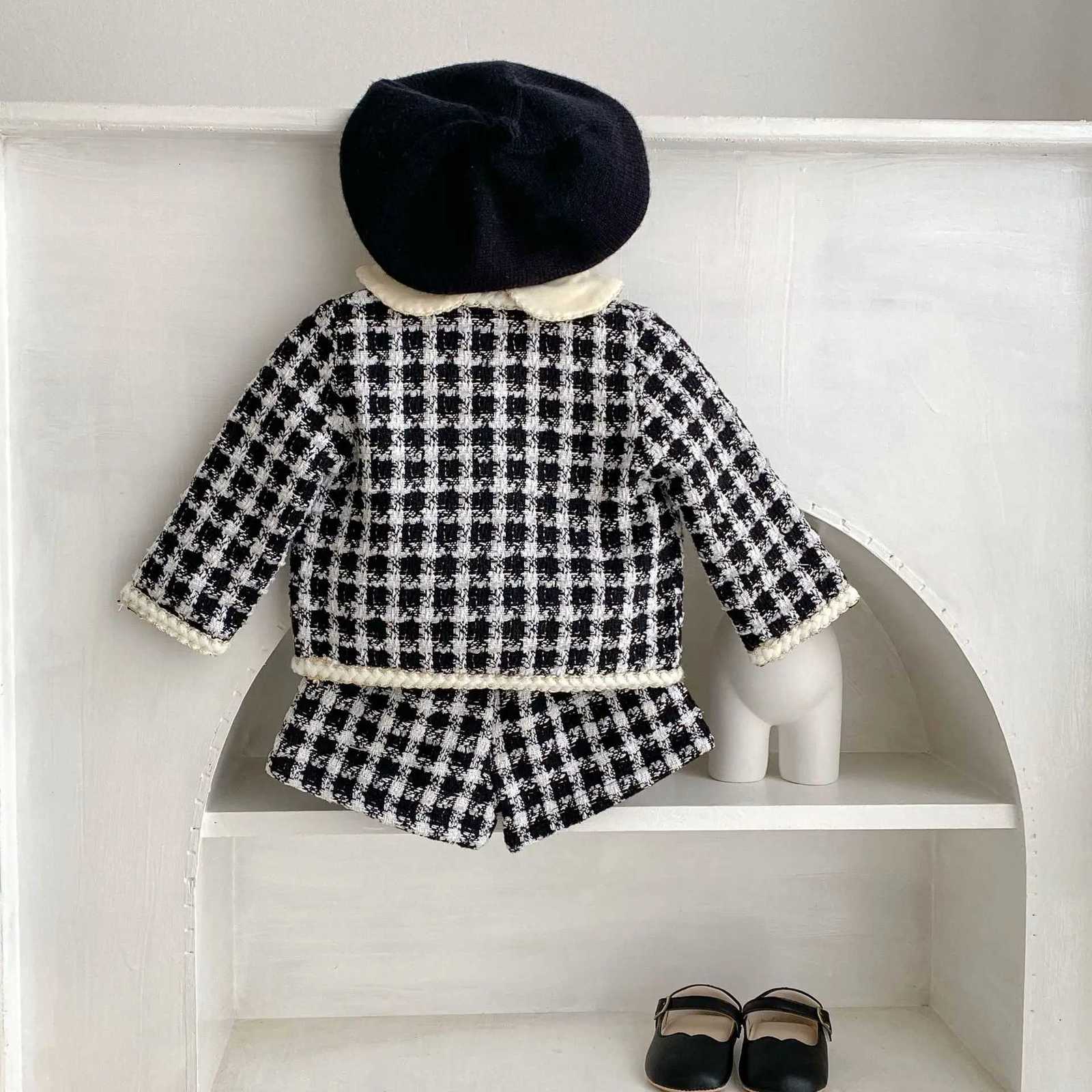 7010 Baby Clothing Set 2025 New Korean Tweed Plaid Baby Girls Suit Long-sleeved CoatShort Pants Boutique Two-piece Suit Y251105