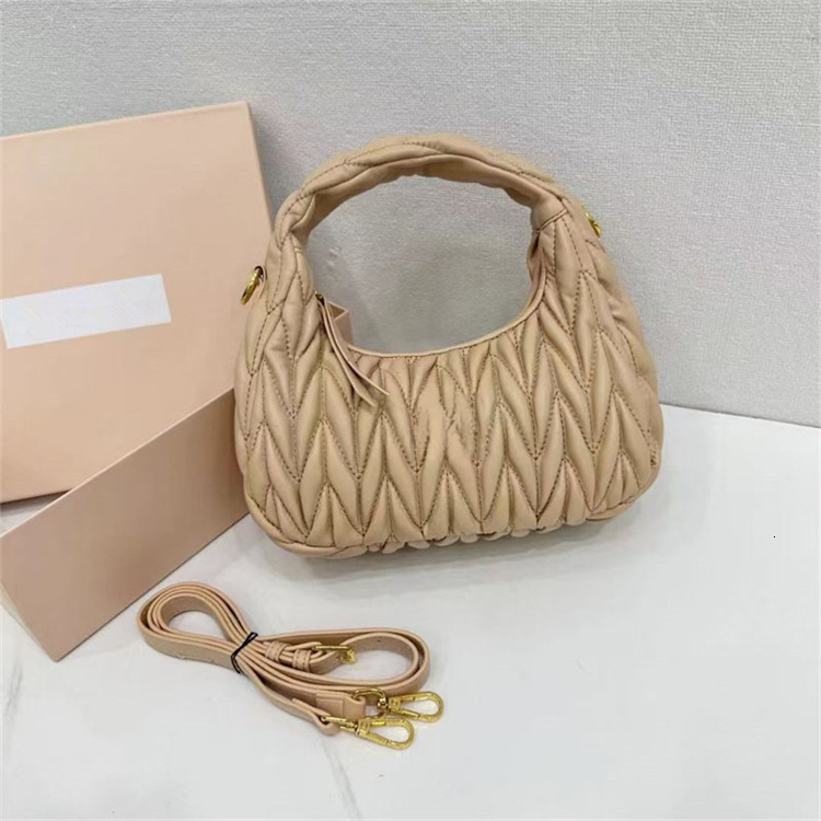 Hot selling solid color new handbag fashionable pleated cloud bag shoulder crossbody bag armpit designer bag women's bag