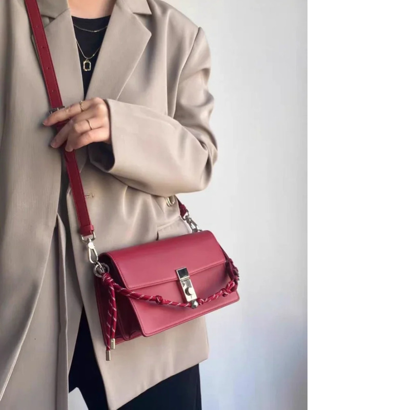 Holiday Gift Series / Red Color Leisure Trunk Hard Split Cow Leather Women Messenger Daily-Use Phone Shoulder Bag