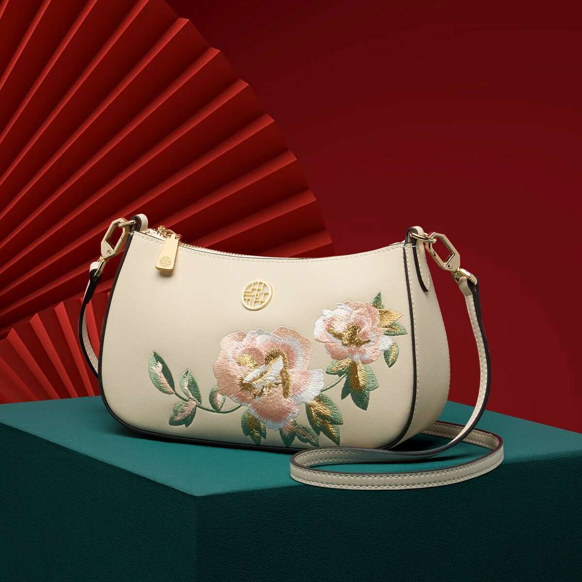 Limited Chinese Style Cow Leather Women Messenger Bag Chains Handmade Embroidery Crossbody Bags Purses Royal Stylish #Sc1606