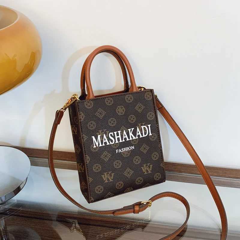 Elegant Ladies Leather Handbag Crossbody Style Shoulder Bag With Detachable Strap By Luxury Brand Famous Designer Z251104