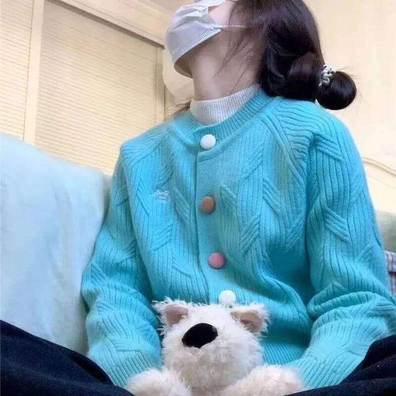 Women Clothing Spring Autumn Fashion Korean Button Solid Color O-Neck Knitting Female All-Match Loose Cardigan Sweater Coat Tops Designer Sweater Bear