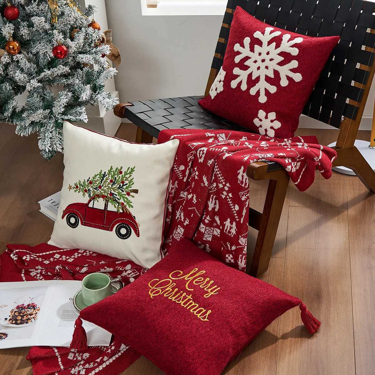 Soft Square Merry Christmas Snowflake Throw Pillow Covers Embroidery Cushion Case for Home Sofa Bed Chair Decor Y251105