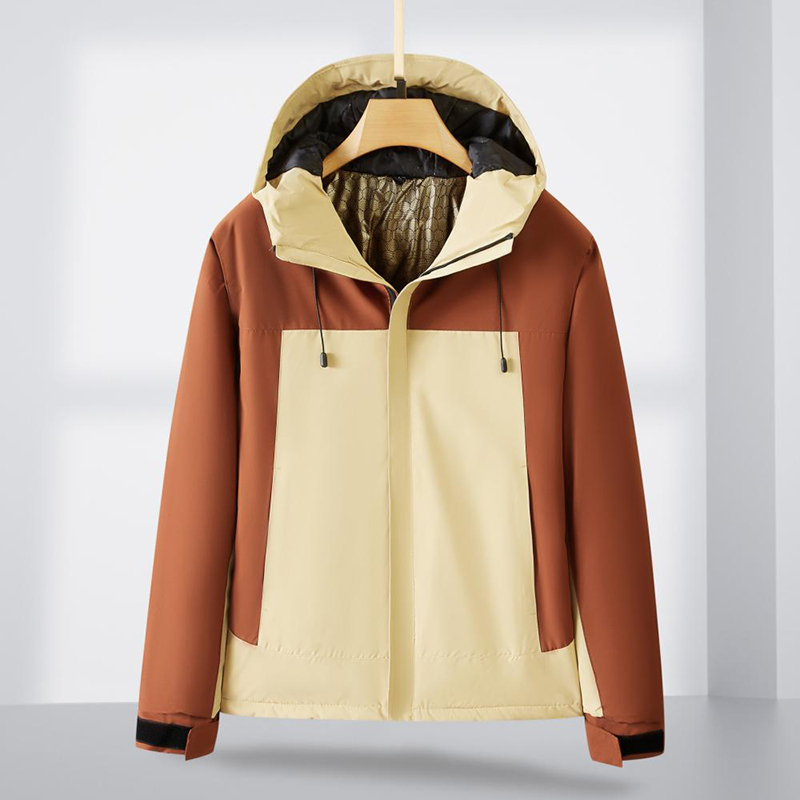 Manufacturer direct sales of graphene thickened integrated assault suit with cap, non removable outdoor sports jacket