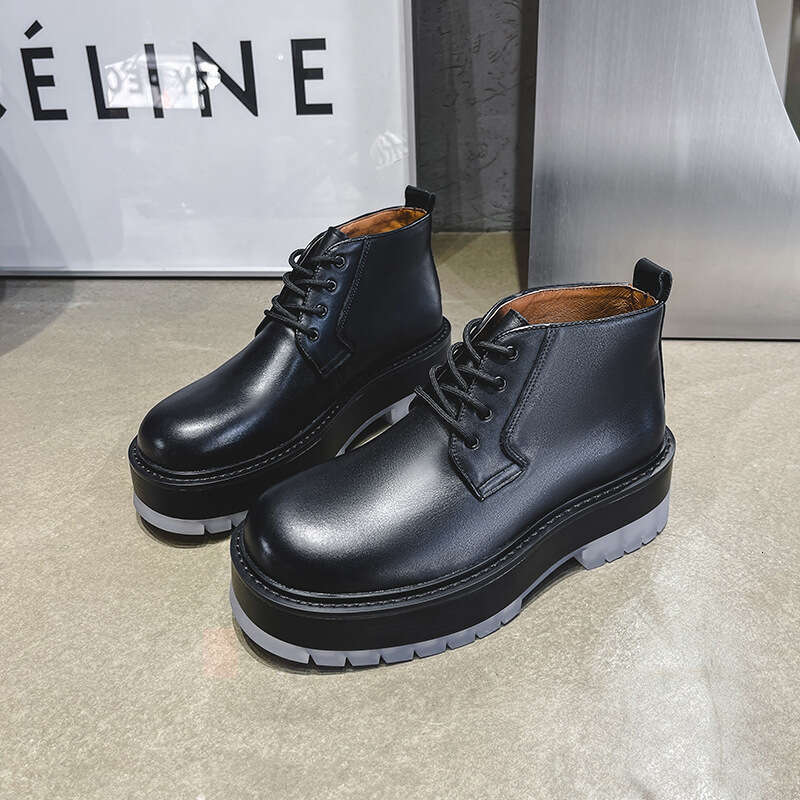 Transparent thick sole height increasing big head casual leather shoes for men with a sense of luxury 2022 British style versatile lace up black short