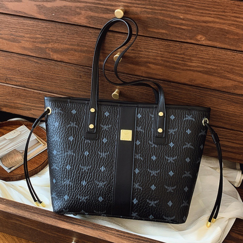 The new fashion senior sense of temperament printed color women bag hand bill shoulder crossbody Tote bag 2025s hot