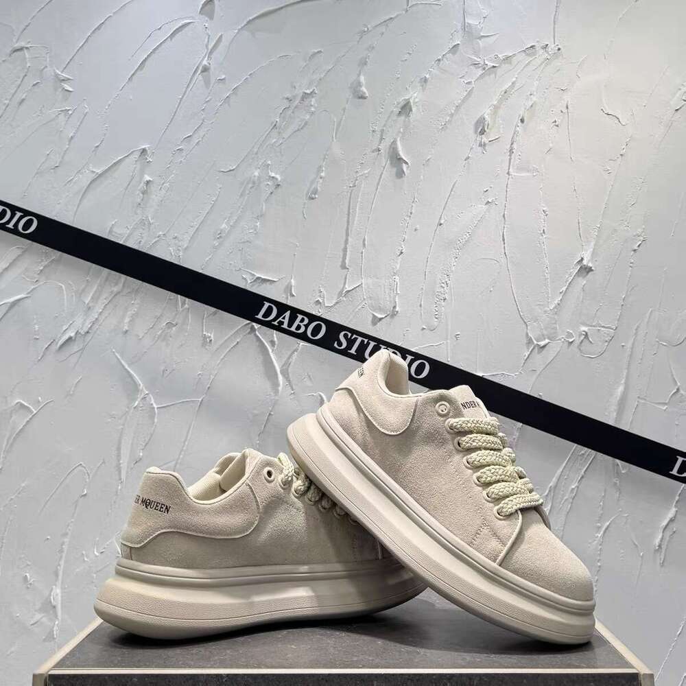 Autumn Winter Hot-Selling Leather Velvet Thick-Soled Height-Increasing Versatile Sneakers Korean Style Trendy Fashion Comfortable Low-Top Casual Shoes