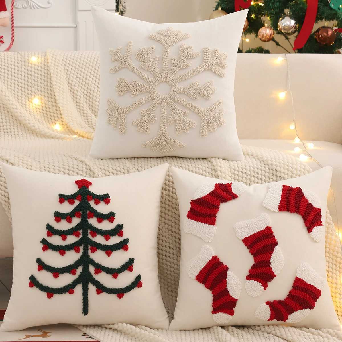 Tufted Throw Pillow Cover Christmas Decoration Canvas Christmas Tree Snowflake Socks Winter Farmhouse Home Sofa Living Room Y251105