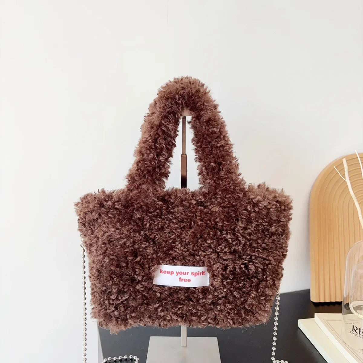 Casual Soft Plush Womens Handbags Tote Purse Simple Furry Ladies Bucket Crossbody Bags Faux Lamb Wool Female Shoulder Bag 251104