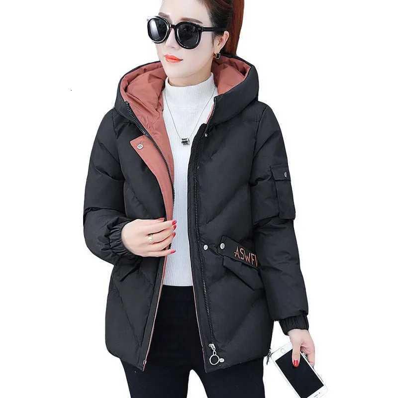 2022 New Winter Women Parkas Hooded Warm Thicken Coat Wadded Jacket Female Down Cotton-Padded Short Parka Gilrs jaqueta femininaT251105