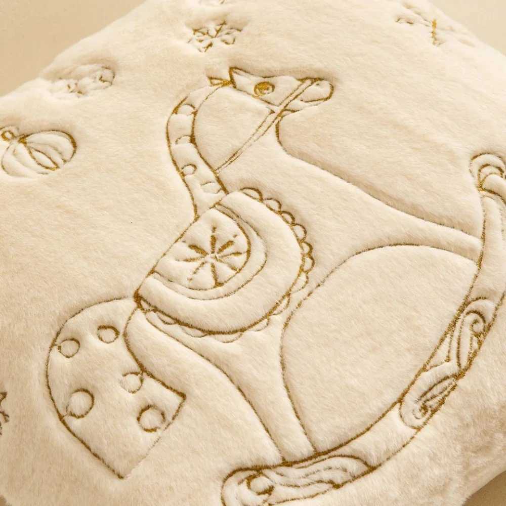 Simple Pillow Case Plush Christmas Embroidered Cushion Cover Soft Comfortable Festival Decorative New Years Home Pillow Case Y251105