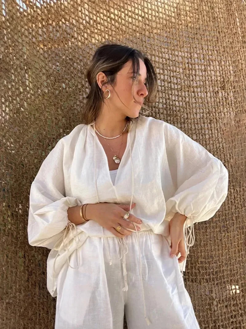 Womens casual cotton linen pleated shorts set long sleeved brushed linen 2 Ps set summer womens beach set 250401