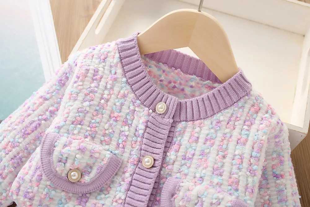 2025New Girls Knitted Fashionable Set 0-6 Year Old Little Fragrant Baby Girls Top and Bottom Warm Girls Knitted Sweater Y251105