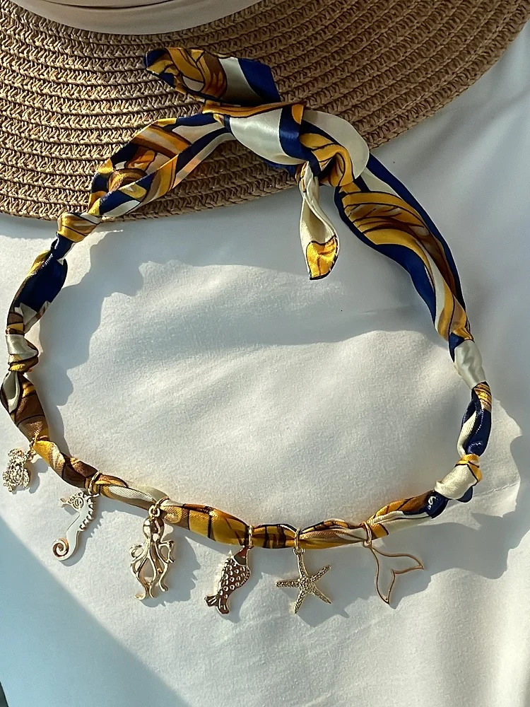 Blue Bandana Necklace Featuring Ocean Animal Charms Fashion Scarf Pendant for Women AutumnThemed Accessory Gift 251031