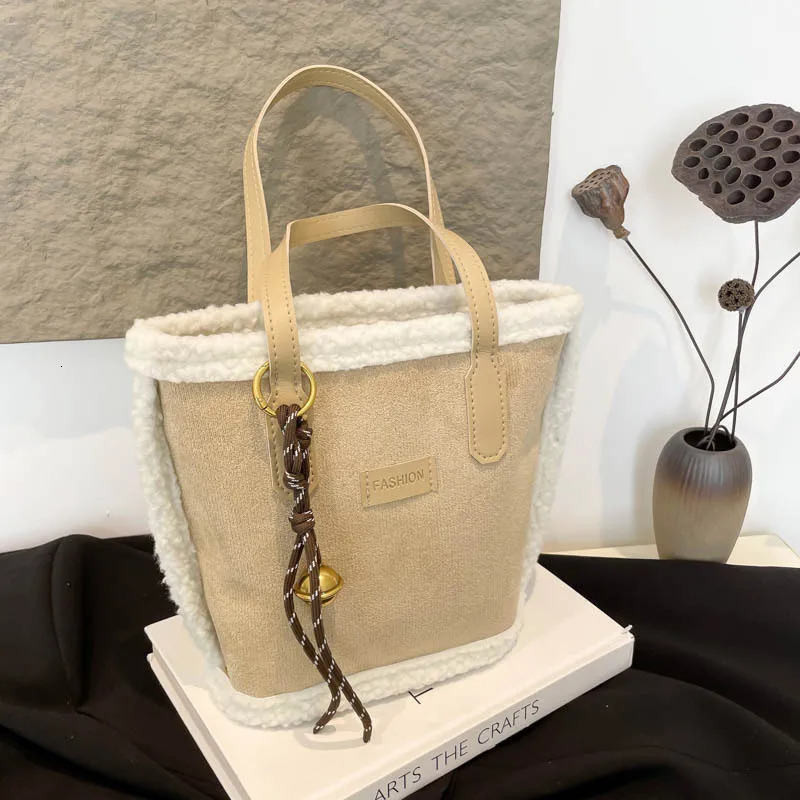 Women Retro Fringe Bucket Bag Summer Korean Fashion Casual Handbag Unique 251104