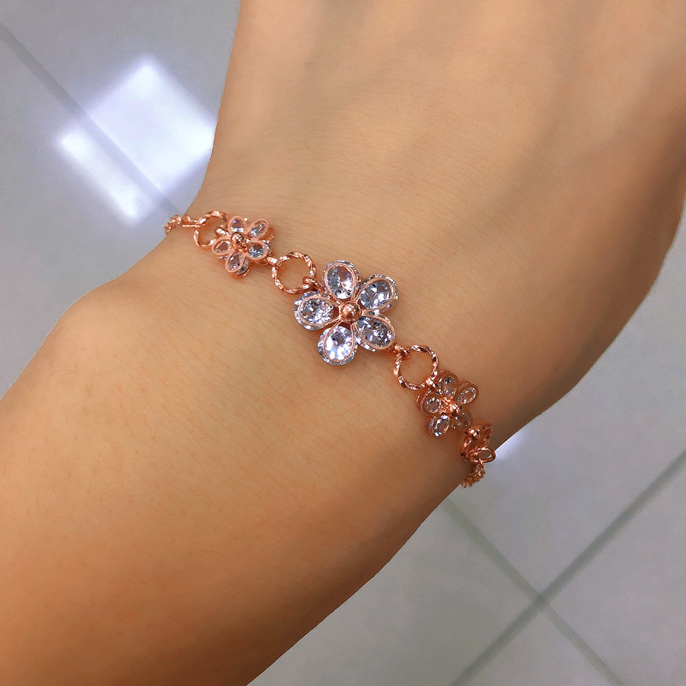 Korean Style Fresh Crystal Flower Bracelet for Women, Niche Design, Student Temperament Bracelet, Ins Internet Celebrity Birthday Gift