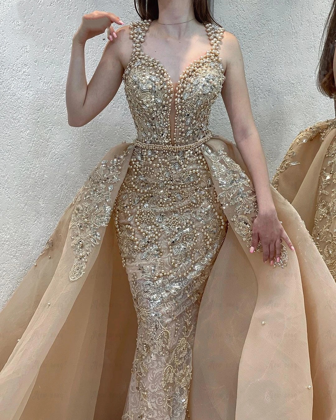Designer Evening Dresses For Women Sweetheart Neck Sleeveless Gown Beaded Crystal Sequins Detachable Train Dress Party Custom Made