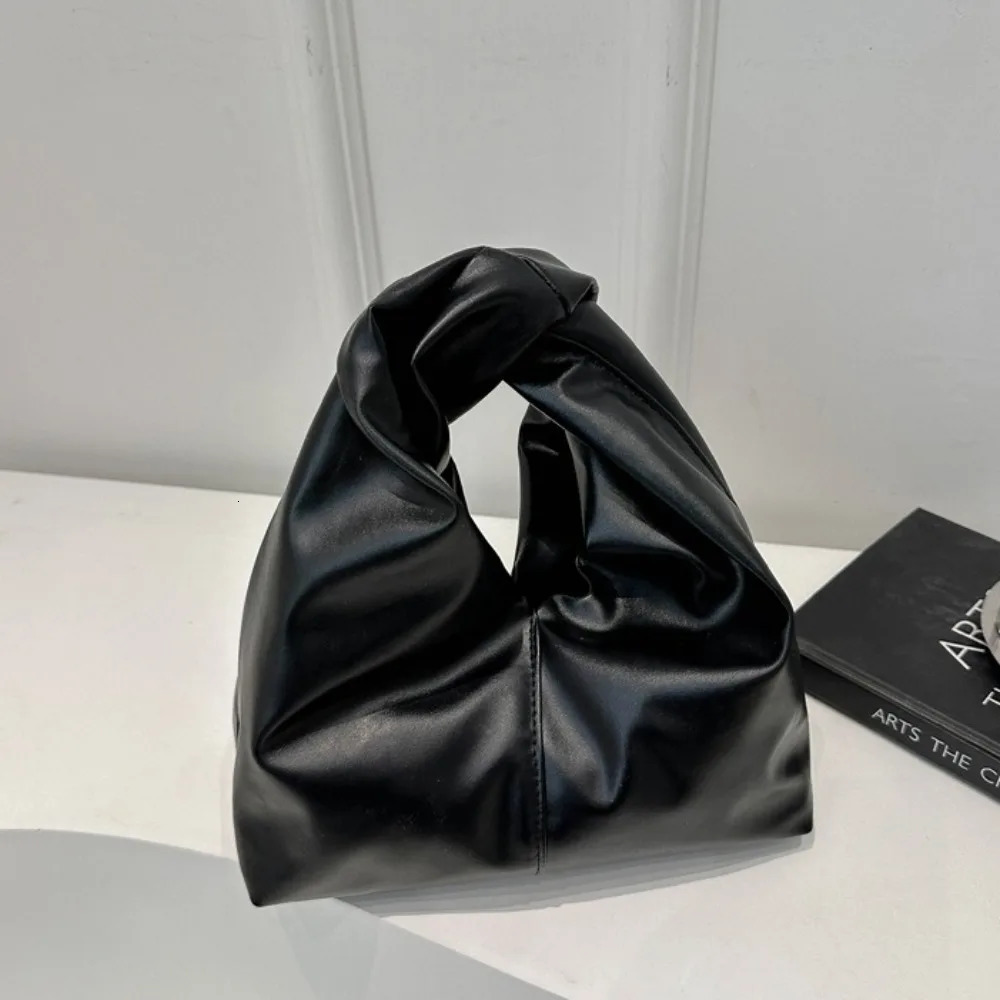 PU leather handbag womens niche homeless bag womens handbag simple pleated fashionable clutch bag 250402