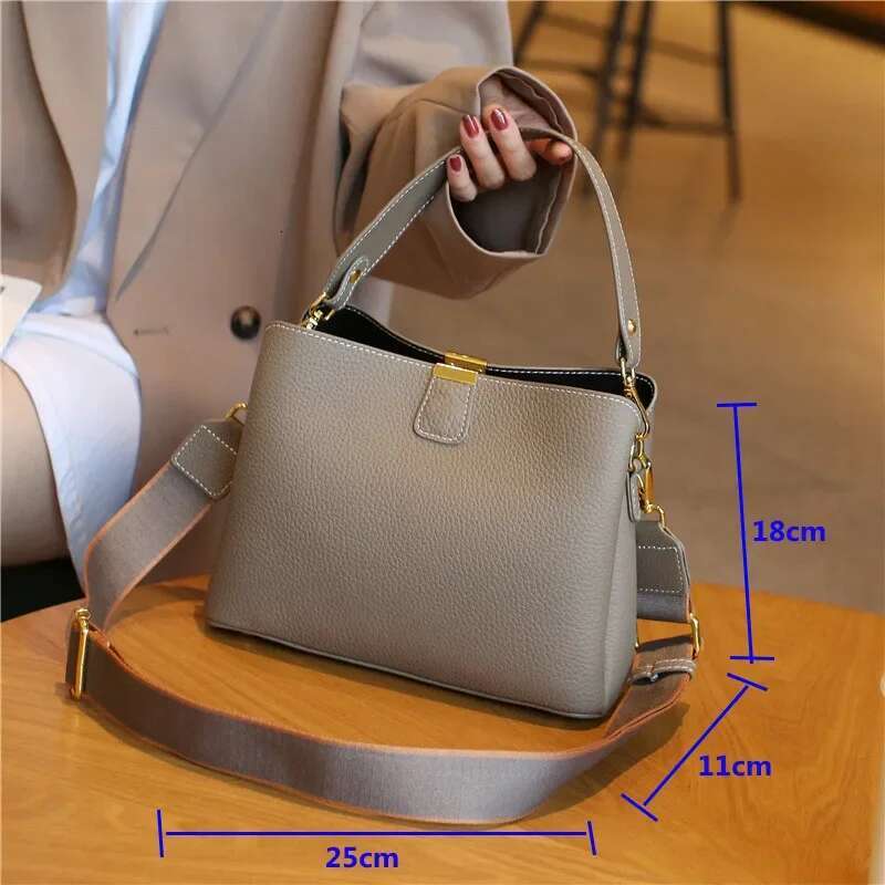2025 Women's Genuine Leather Female New Bucket Handbag Lady Fashion Casual Shoulder Bag Crossbody Messenger For Girls